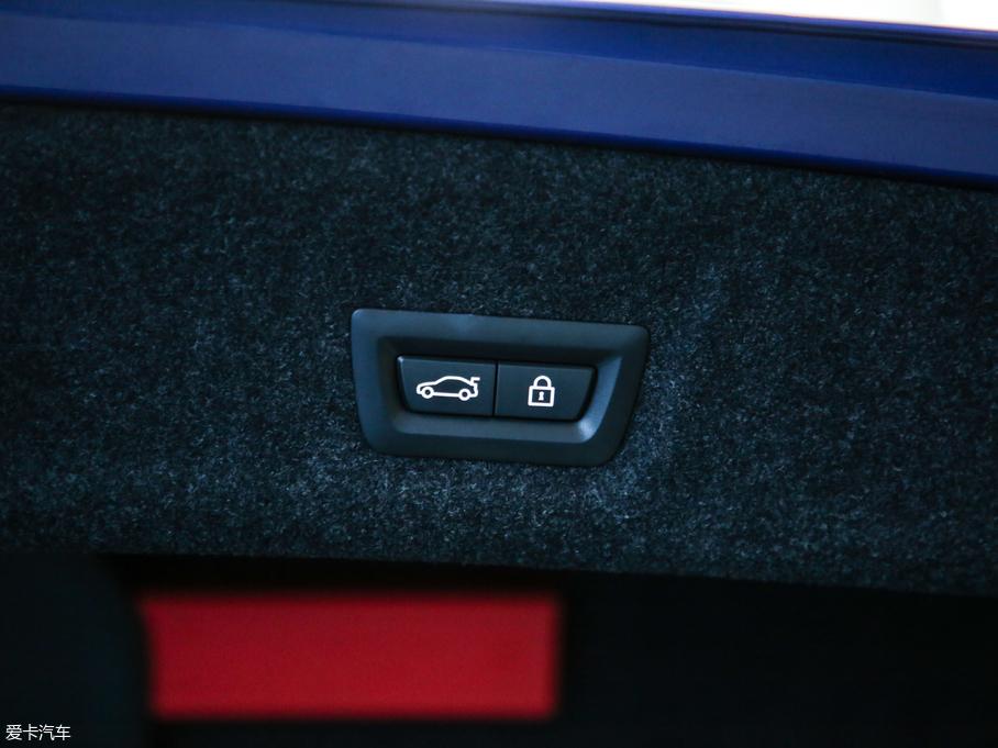 2020R3ϵ 325Li M\b