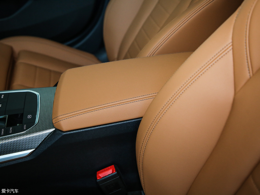 2020R3ϵ 325Li M\b