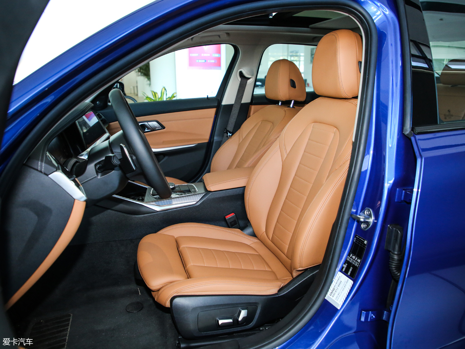 2020R3ϵ 325Li M\b