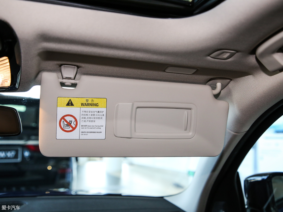 2020R3ϵ 325Li M\b