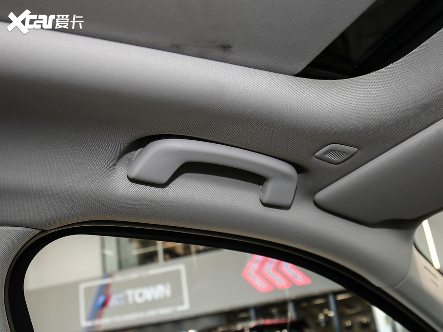 2020R3ϵ 325i M\b