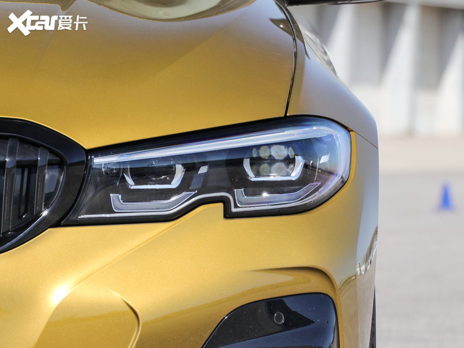 2020R3ϵ 330i M\ҹb