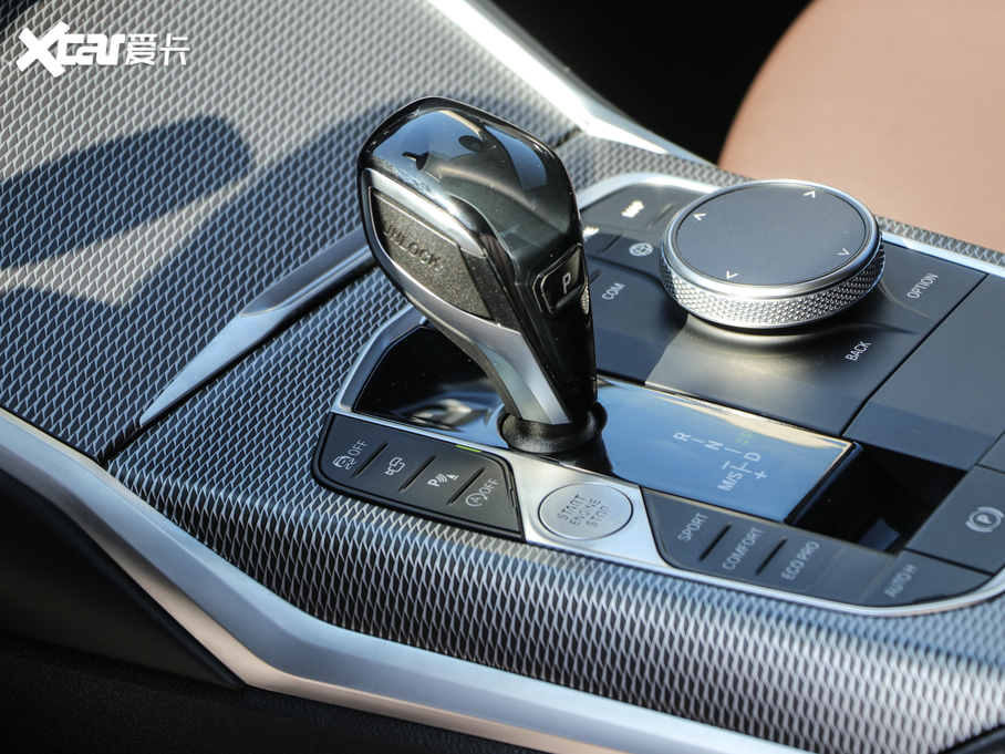 2020��R3ϵ 330i M�\����ҹ���b