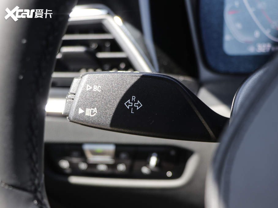 2020��R3ϵ 330i M�\����ҹ���b