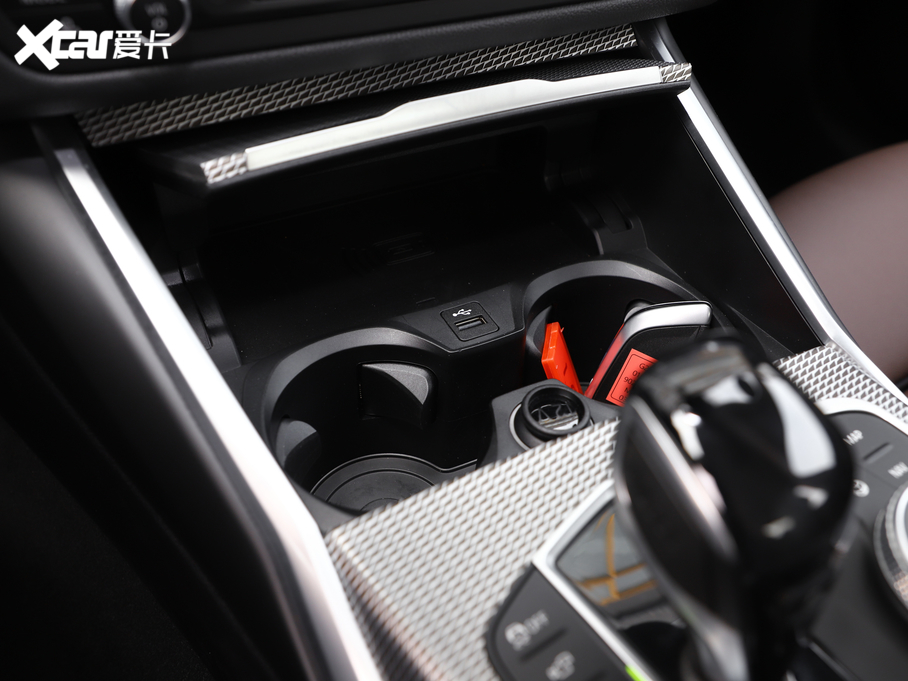 2020R3ϵ 330i M\(yn)(dng)ҹb