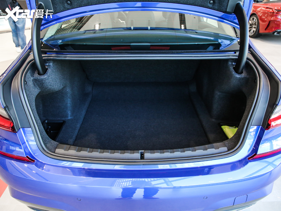 2020R3ϵ Ŀ 325Li xDrive M\b