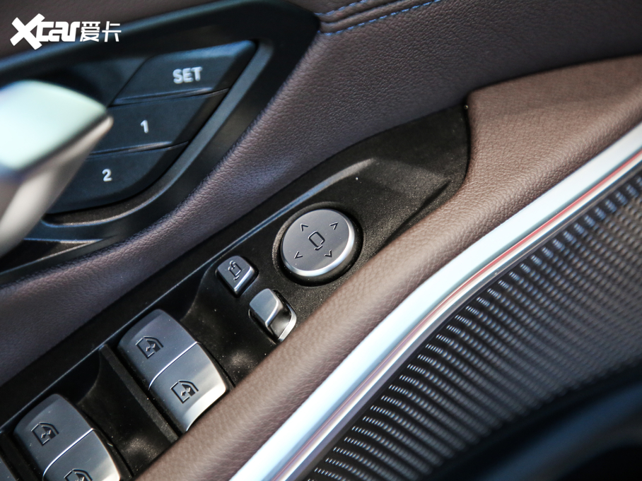 2020R3ϵ Ŀ 325Li xDrive M\b