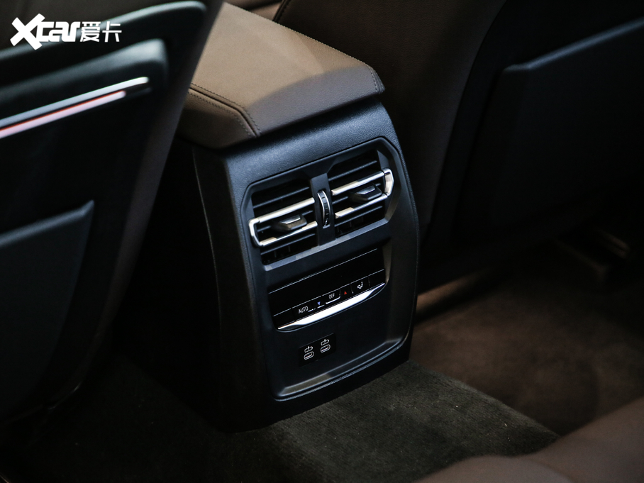 2020��R3ϵ �Ŀ� 325Li xDrive M�\�����b