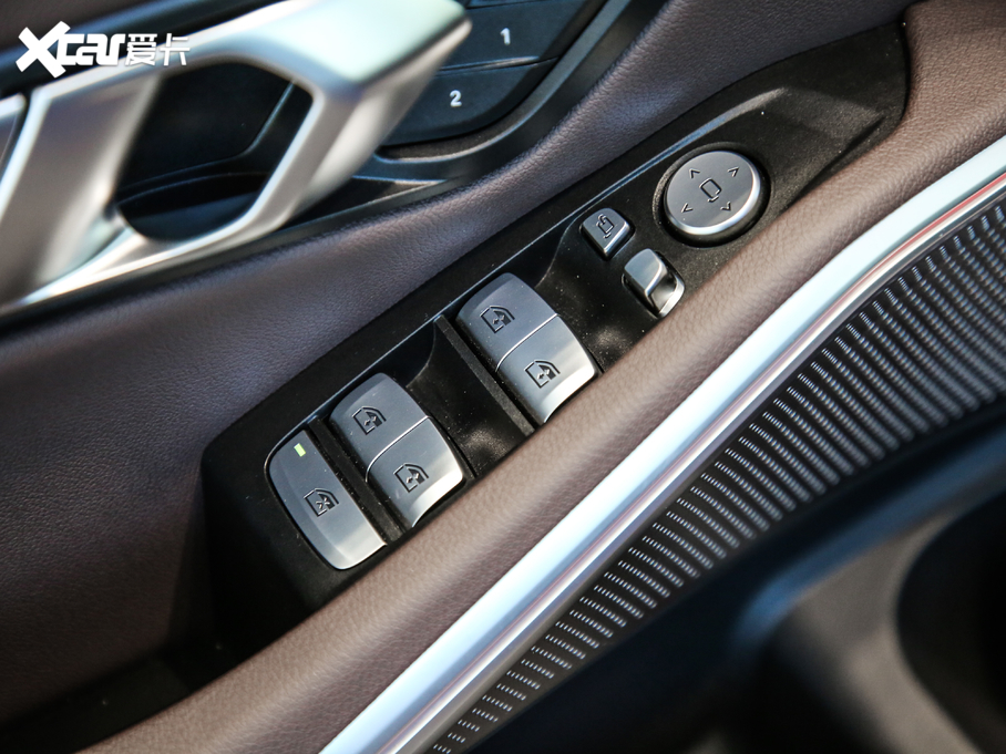 2020R3ϵ Ŀ 325Li xDrive M\b