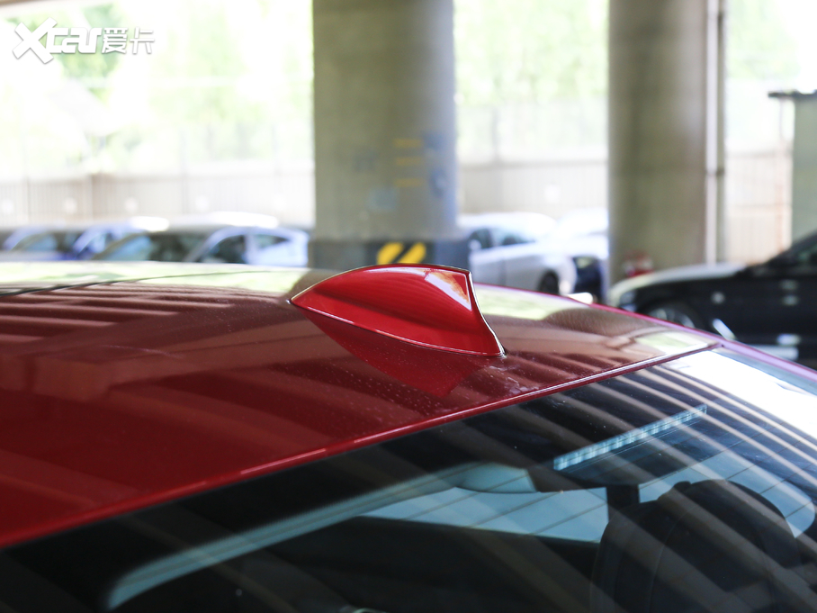 2020R3ϵ Ŀ 325Li M\ҹb