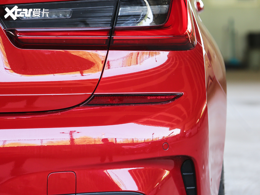 2020R3ϵ Ŀ 325Li M\ҹb