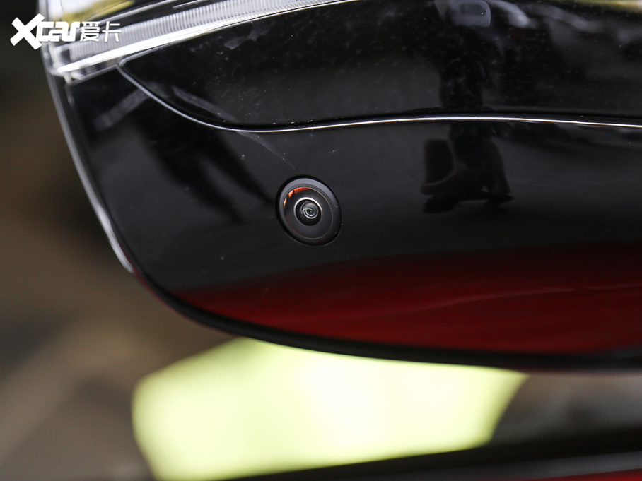 2020R3ϵ Ŀ 325Li M\ҹb