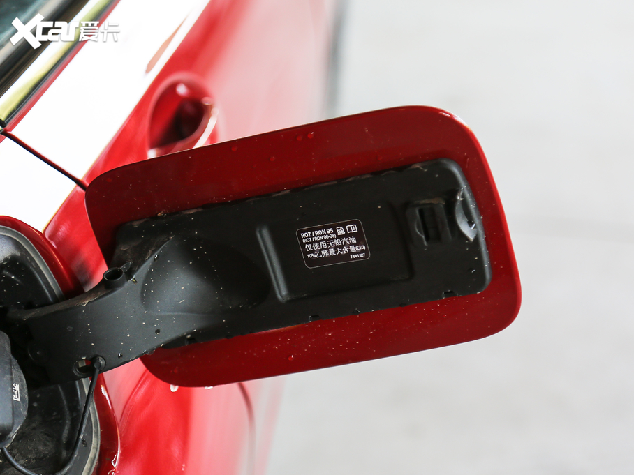 2020R3ϵ Ŀ 325Li M\ҹb