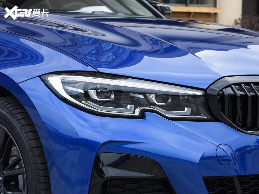 2020��R3ϵ 330Li M�\(y��n)��(d��ng)��ҹ���b