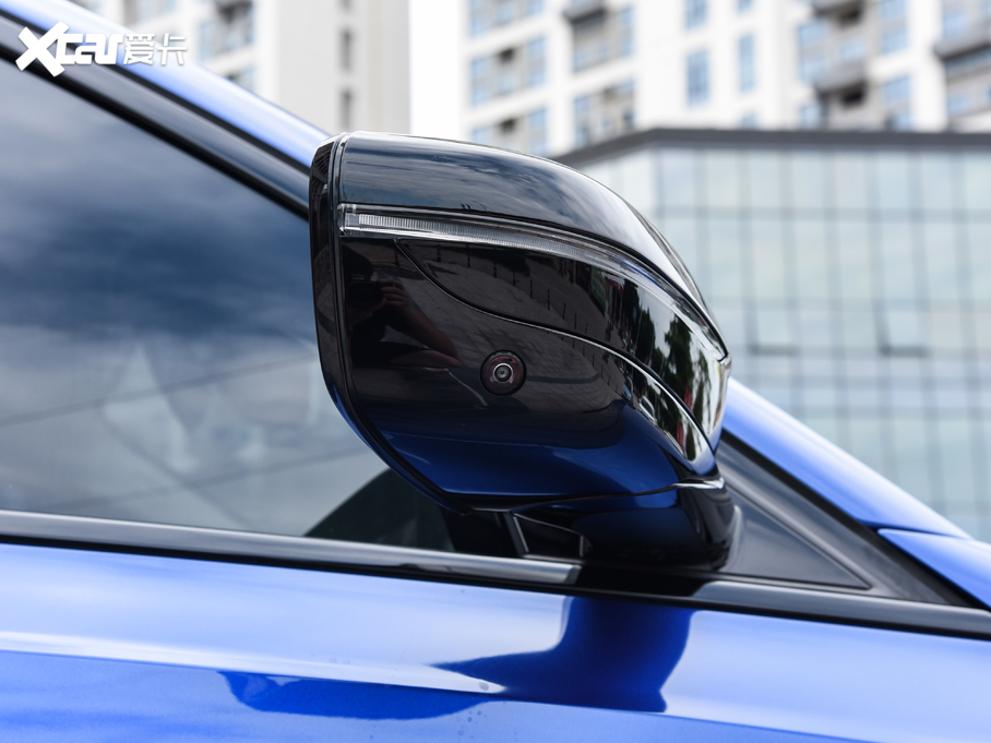 2020R3ϵ 330Li M\ҹb