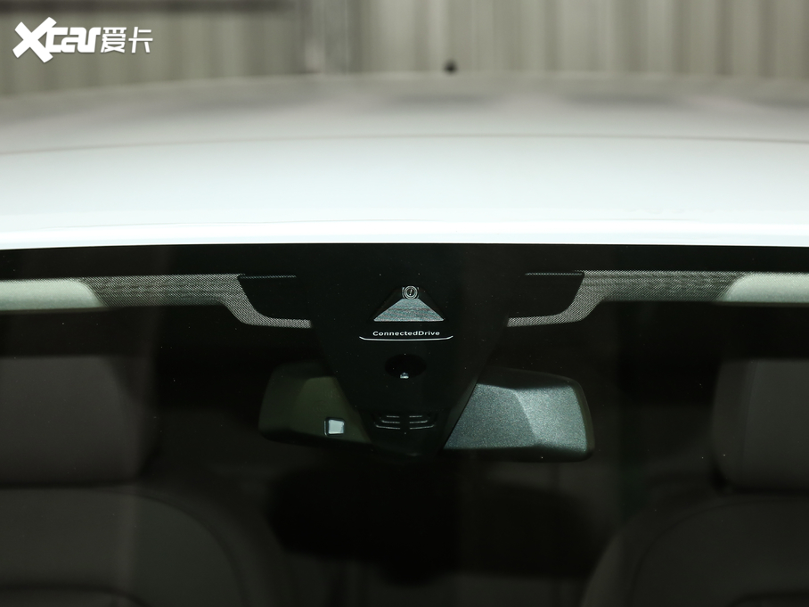 2020��R3ϵ �Ŀ� 325i M�\����ҹ���b