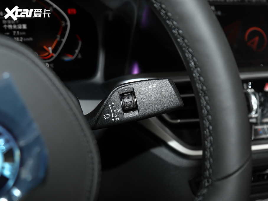 2020R3ϵ Ŀ 325i M\ҹb