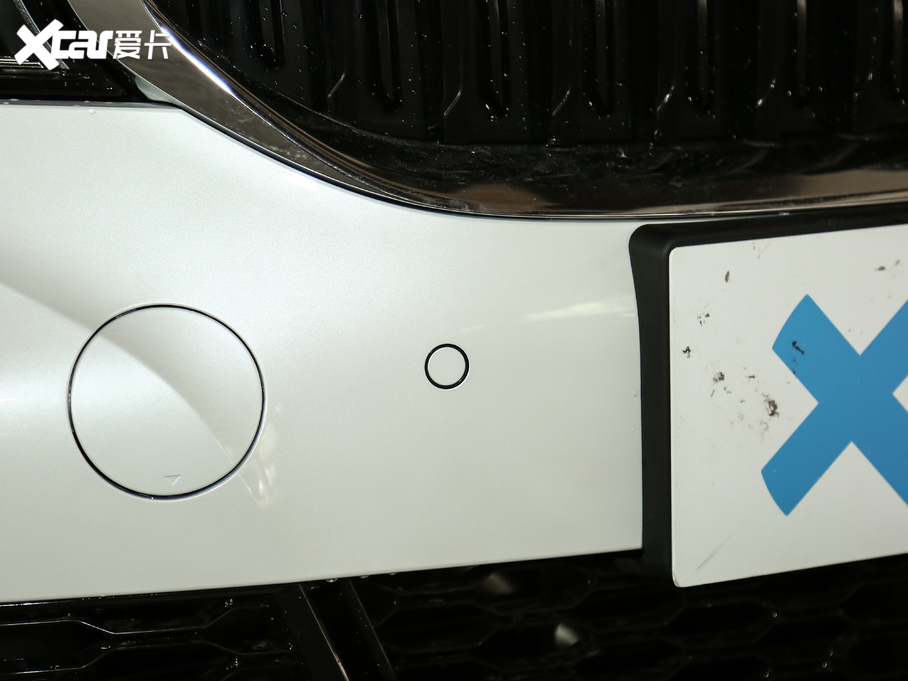 2020��R3ϵ �Ŀ� 325i M�\�����b