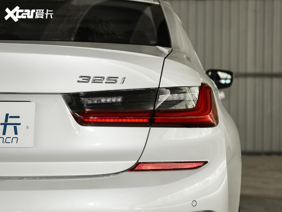 2020��R3ϵ �Ŀ� 325i M�\�����b