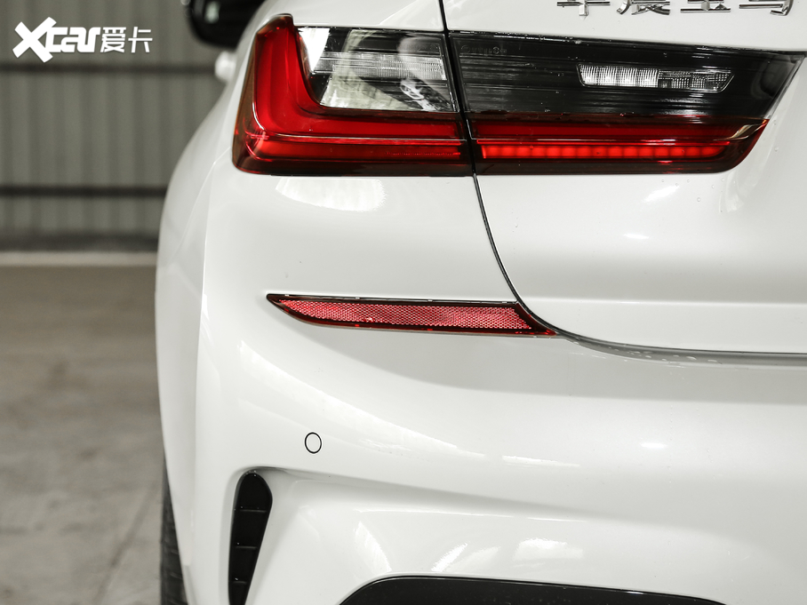 2020��R3ϵ �Ŀ� 325i M�\�����b