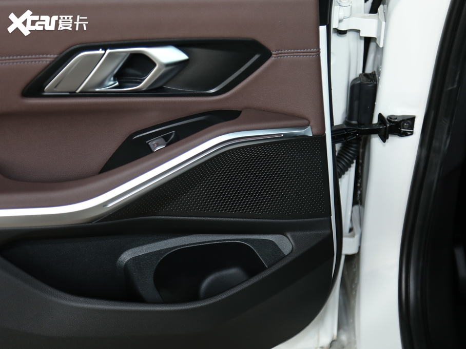 2020��R3ϵ �Ŀ� 325i M�\�����b