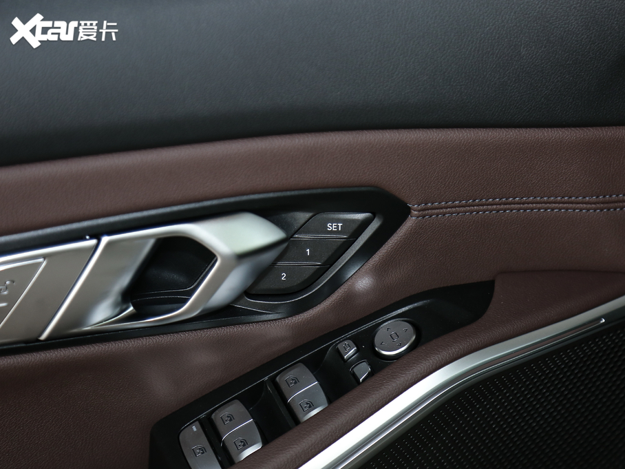 2020��R3ϵ �Ŀ� 325i M�\�����b