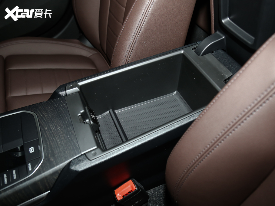 2020��R3ϵ �Ŀ� 325i M�\�����b