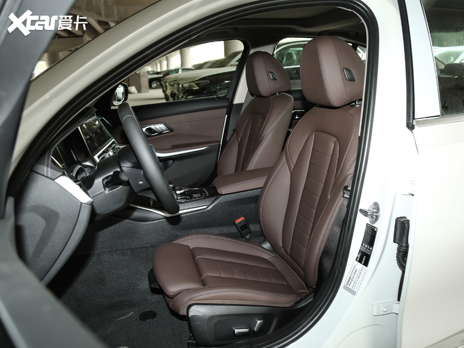 2020��R3ϵ �Ŀ� 325i M�\�����b