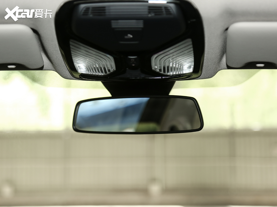 2020��R3ϵ �Ŀ� 325i M�\(y��n)��(d��ng)���b