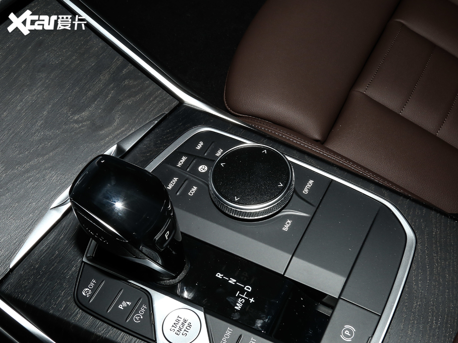 2020��R3ϵ �Ŀ� 325i M�\�����b