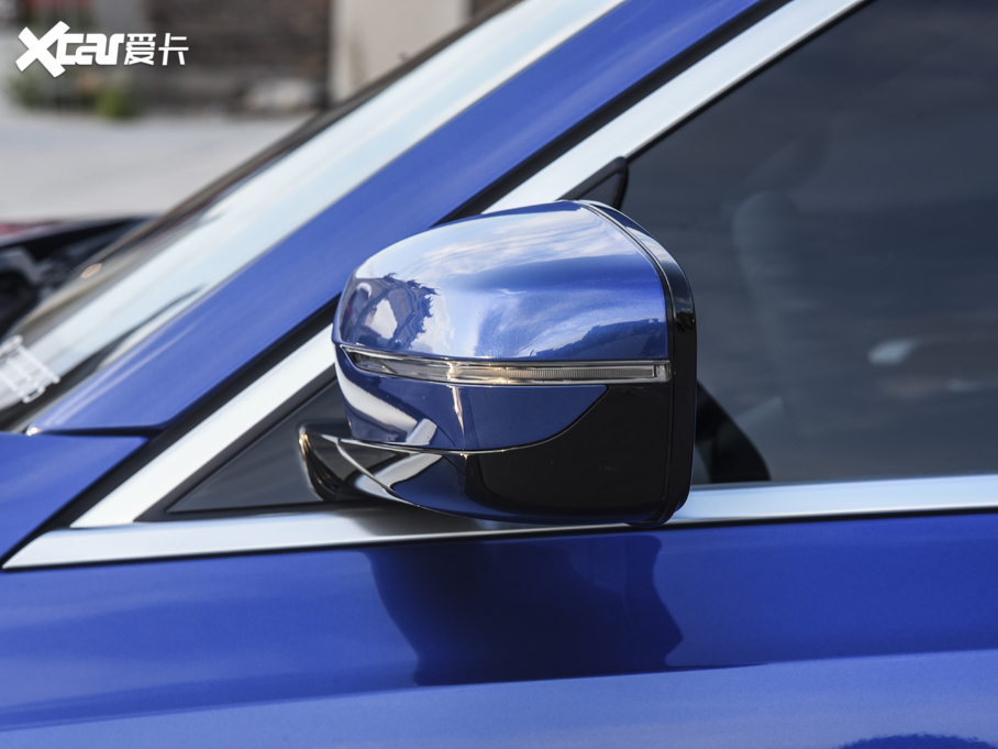 2020��R3ϵ �Ŀ� 325i M�\�����b