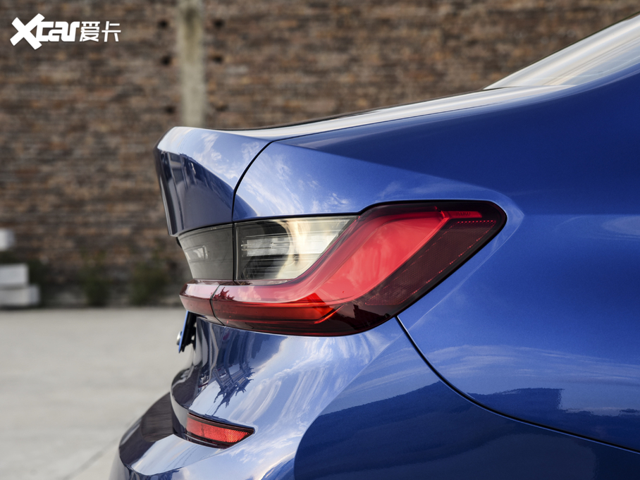 2020��R3ϵ �Ŀ� 325i M�\�����b