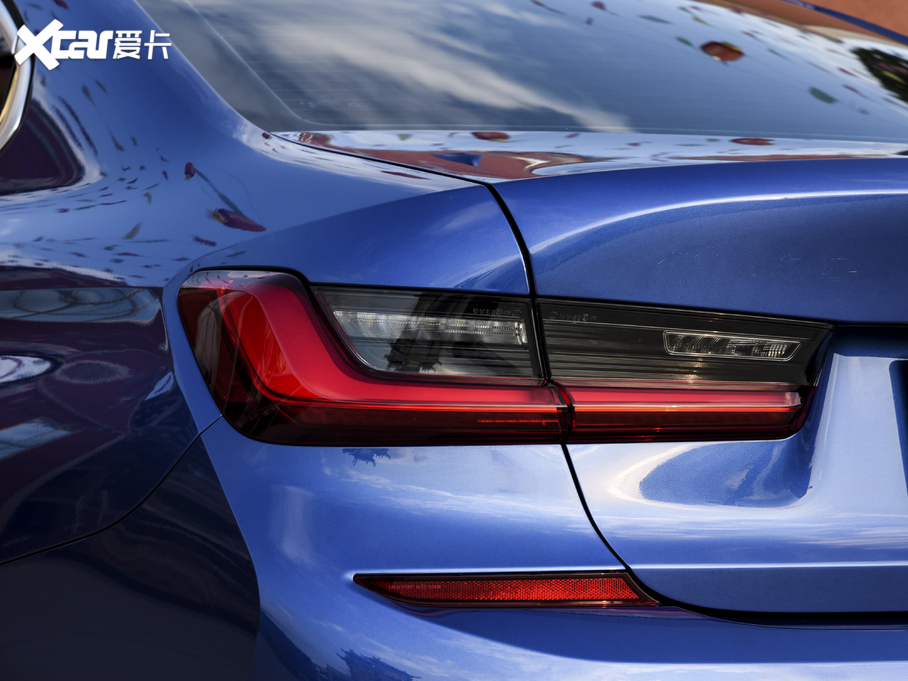 2020��R3ϵ �Ŀ� 325i M�\�����b