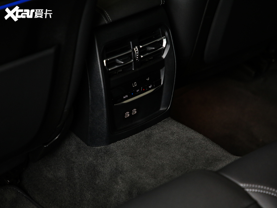 2020��R3ϵ �Ŀ� 325Li M�\(y��n)��(d��ng)��ҹ���b