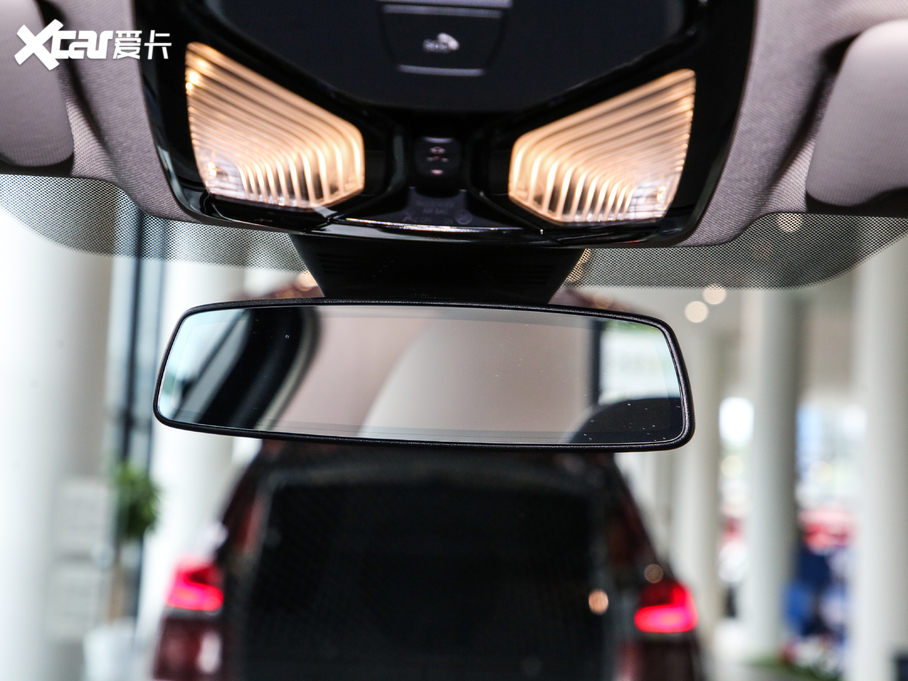 2020��R3ϵ �Ŀ� 325Li M�\����ҹ���b