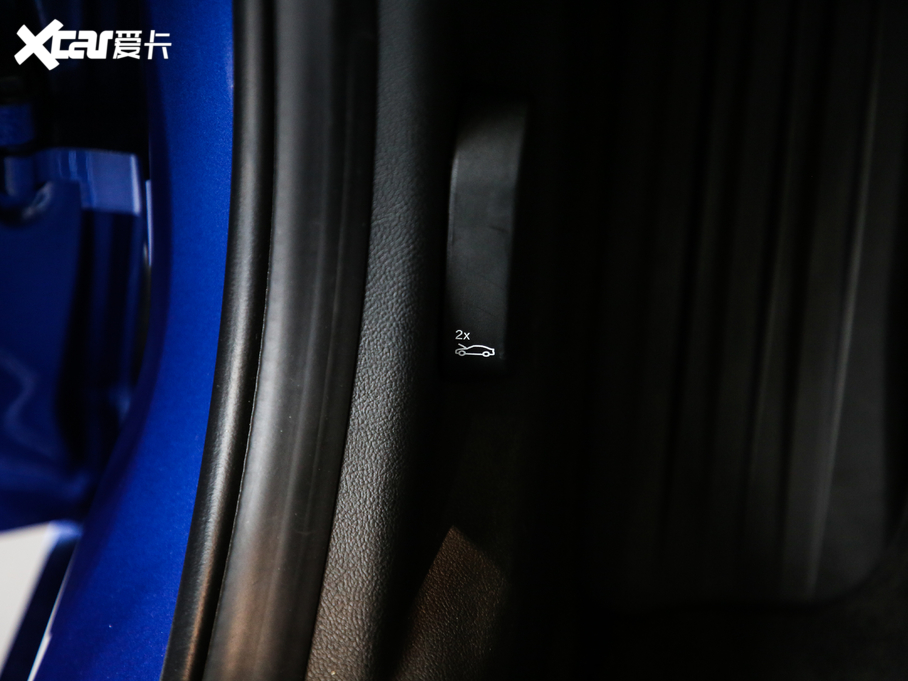 2020R3ϵ Ŀ 325Li M\ҹb