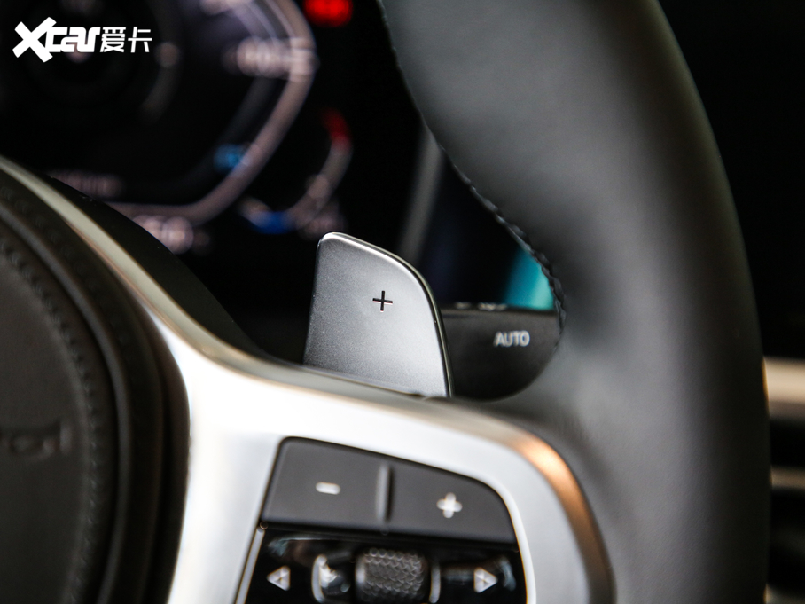 2020R3ϵ Ŀ 325Li M\ҹb