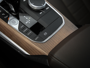 2020325Li װl(f) v܇(ch)Ƅ(dng)