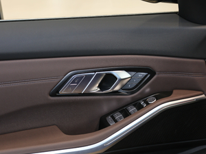 2020325i M\(yn)(dng)b g