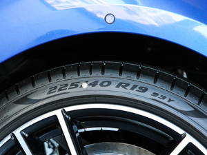 2020325Li xDrive M\b ݆̥ߴ