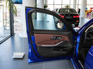 2020325Li xDrive M\b {λ܇T