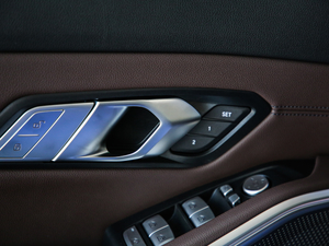 2020325Li xDrive M\b g