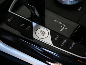 2020325Li xDrive M\b п؅^