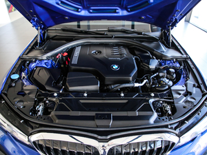 2020325Li xDrive M\b lәC