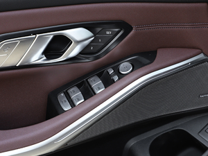 2020330i M\ҹb {܇ƅ^	