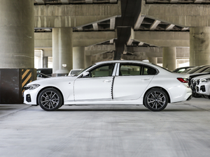 2020Ŀ 325Li M\b (c)