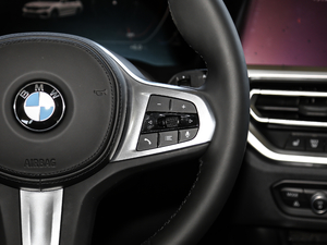 2020Ŀ 325Li M\b п؅^