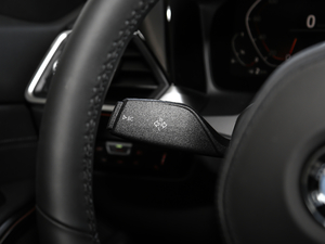 2020Ŀ 325Li M\b п؅^