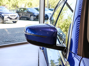 2020Ŀ 325Li xDrive M\b ^