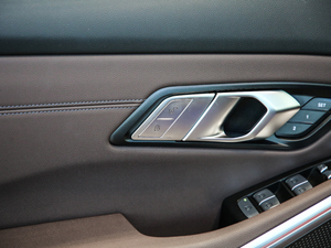 2020Ŀ 325Li xDrive M\(yn)(dng)b g